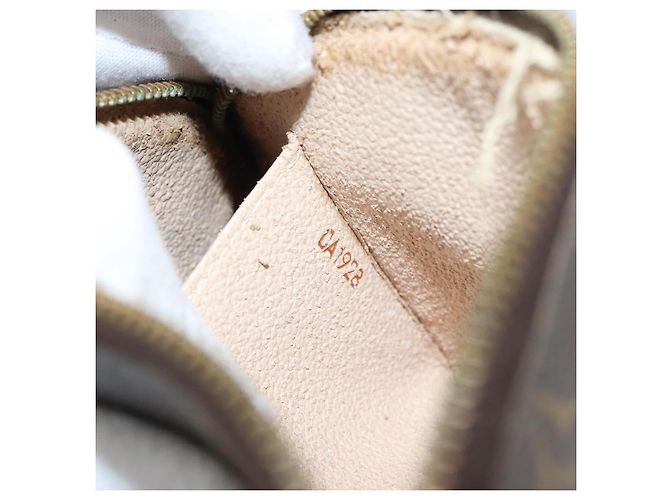 LOUIS VUITTON Pochette Cosmetica Monogram PM Pouch M43998 LV Auth BA9445 Monogramma - vista 12