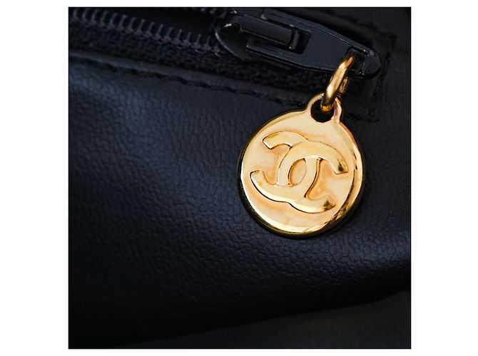Borsa a mano in pelle di agnello nera Chanel Nero - vista 11
