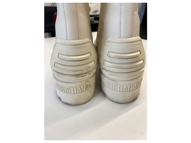 Botines Christian Dior Dioriron de goma blancos - vista 5