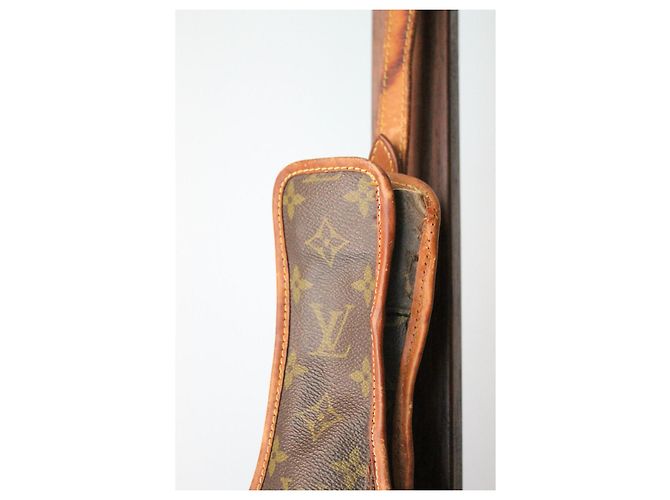 Louis Vuitton Tennis Racket Case Brown - view 3