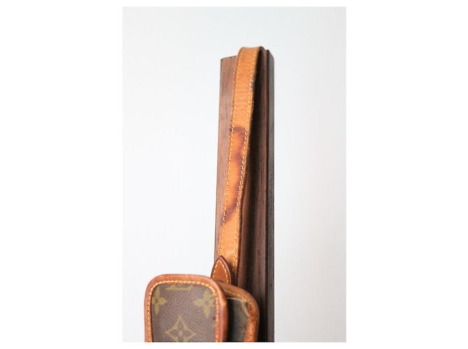 Louis Vuitton Tennis Racket Case Brown - view 4