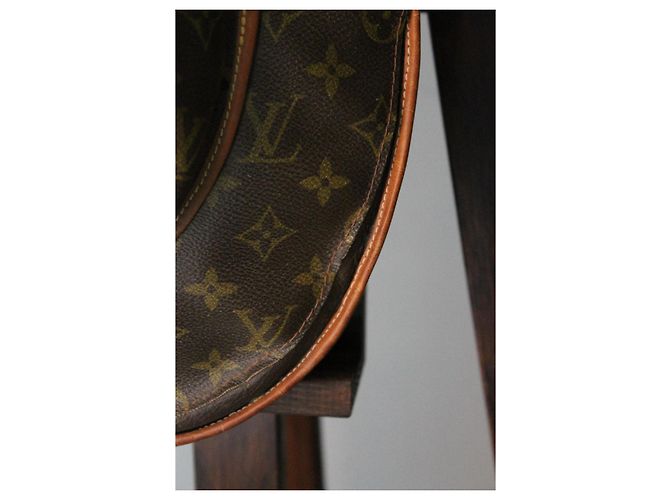 Louis Vuitton Tennis Racket Case Brown - view 6