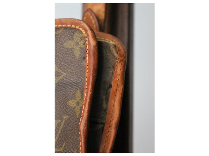 Louis Vuitton Tennis Racket Case Brown - view 7