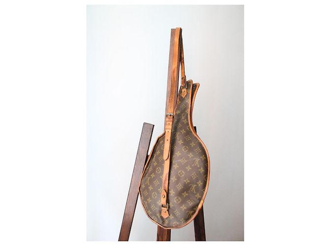 Louis Vuitton Tennis Racket Case Brown - view 8