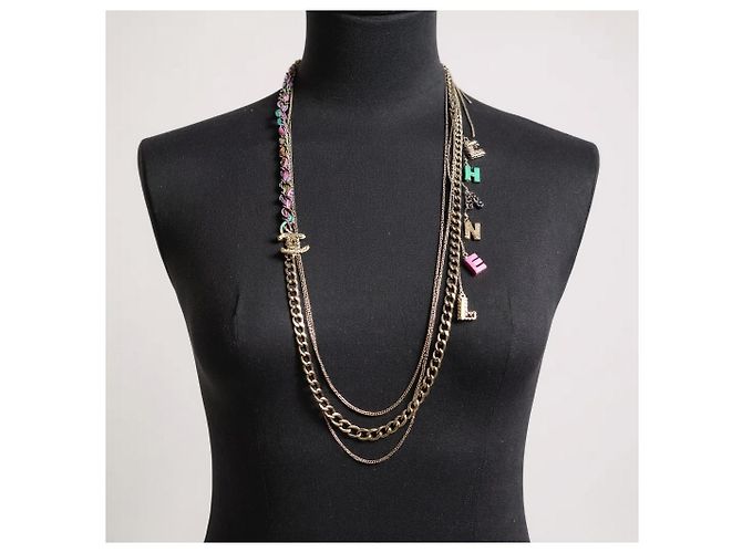 Cintura collana multicolore con lettere e catene 17P di Chanel - vista 6