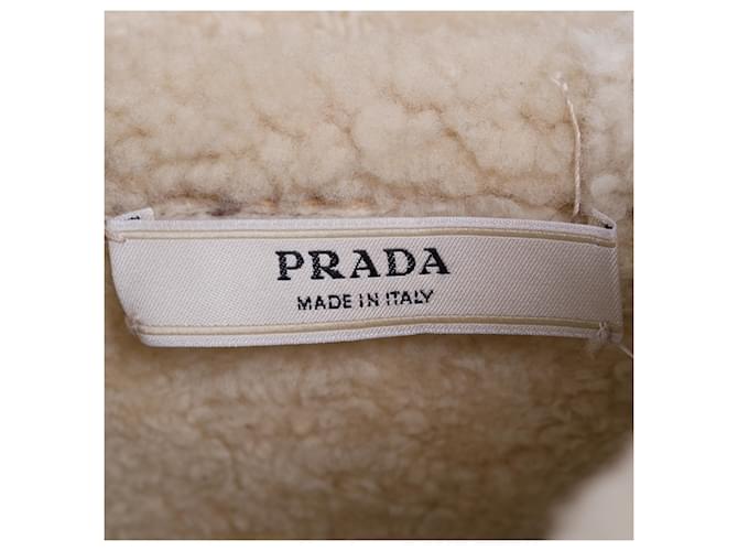 Abrigo largo de shearling para mujer de Prada con capucha Beige - vista 5