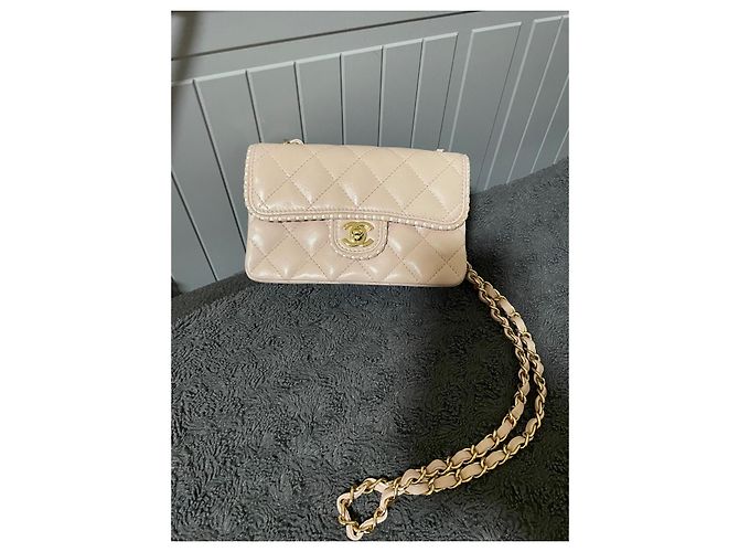 Chanel Timeless Handtasche aus rosa gestepptem Leder Pink - Ansicht 2