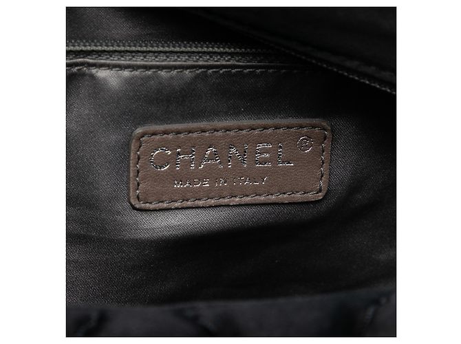 Chanel Nero Extra Large CC in Satin Trapuntato con Patta Singola - vista 5