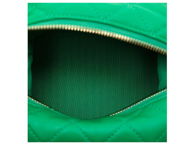 Chanel Verde Piccolo Hobo in Pelle di Agnello Trapuntata Perfect Meeting - vista 4