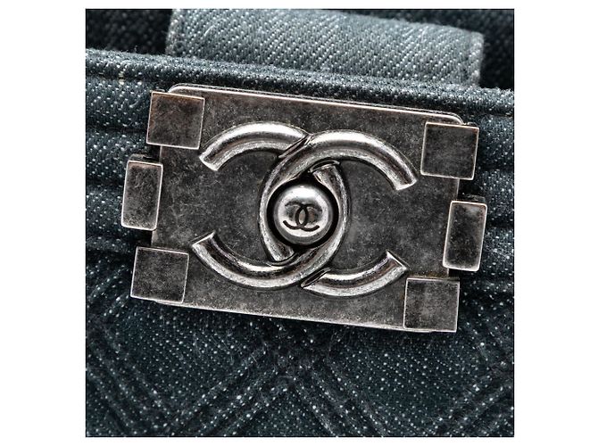 Chanel Blauer gesteppt Denim Boy Einkaufstasche - Ansicht 6