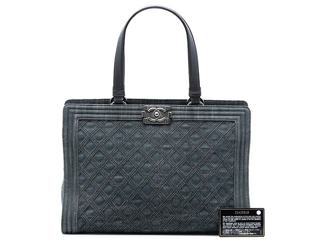 Chanel Blauer gesteppt Denim Boy Einkaufstasche - Ansicht 8