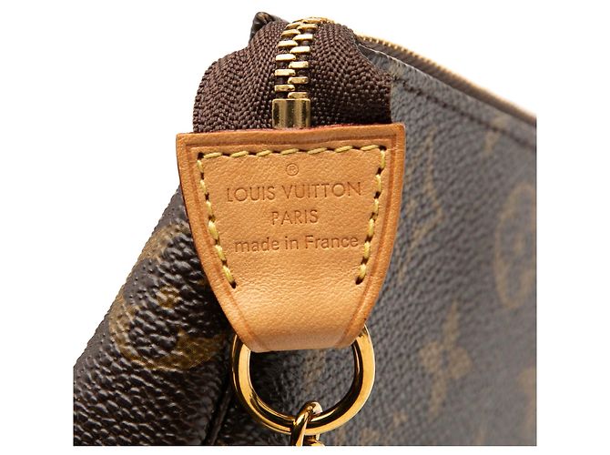 Mini Pochette Accessoires Monogram Marrone Louis Vuitton - vista 5