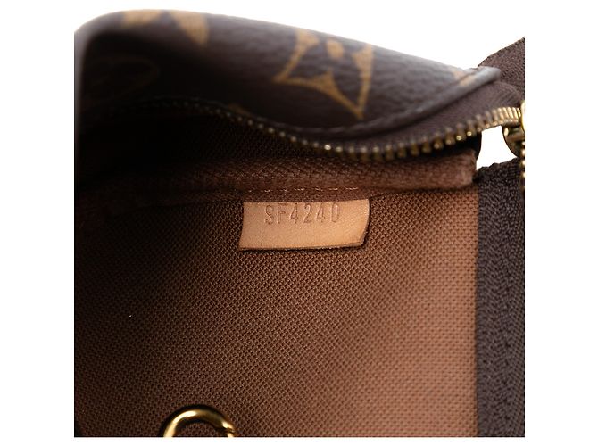 Mini Pochette Accessoires Monogram Marrone Louis Vuitton - vista 6