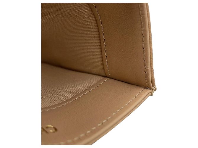 Portacarte Chanel in beige con strass e pelle di vitello grana - vista 7