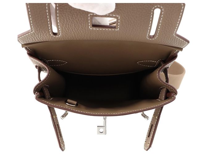 Hermès Borsa a tracolla Hermes Kelly Akkad PM Taupe - vista 5