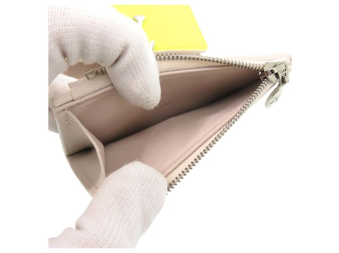 Cartera Capucines XS Louis Vuitton Beige Amarillo - vista 7