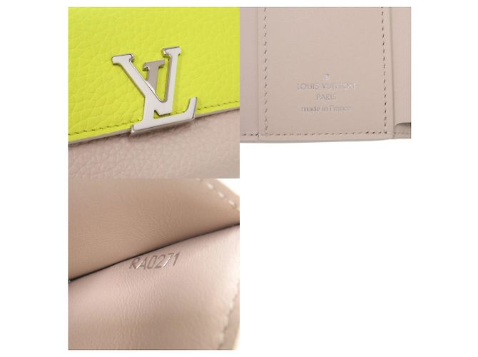 Cartera Capucines XS Louis Vuitton Beige Amarillo - vista 8