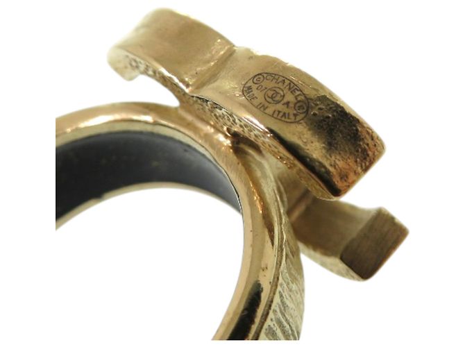 Anello a fascia Chanel Coco Mark Nero D'oro - vista 6