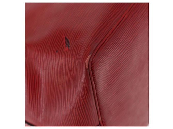 Noe LOUIS VUITTON Borsa a Spalla Petit Noé Epi Rossa M44107 LV Auth 161368 Rosso - vista 10