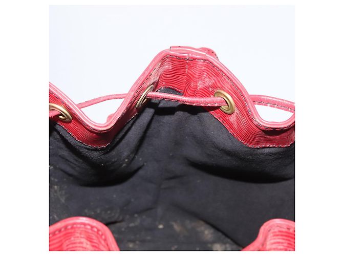 Noe LOUIS VUITTON Borsa a Spalla Petit Noé Epi Rossa M44107 LV Auth 161368 Rosso - vista 19