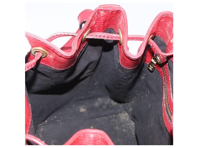 Noe LOUIS VUITTON Borsa a Spalla Petit Noé Epi Rossa M44107 LV Auth 161368 Rosso - vista 20