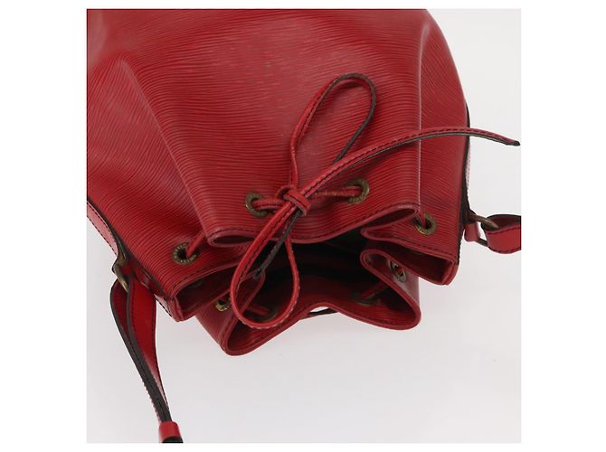 Noe LOUIS VUITTON Borsa a Spalla Petit Noé Epi Rossa M44107 LV Auth 161368 Rosso - vista 7