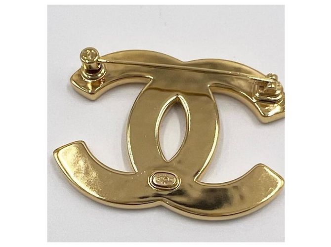 Chanel CC Brosche Goldfarbenes Metall Kleeblatt Muster Golden - Ansicht 5