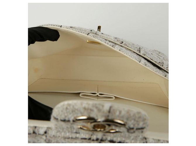 Chanel Borsa a spalla media in tweed classico Bianco - vista 12