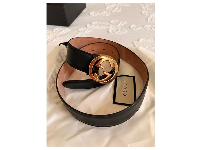 Gucci Marmont Gürtel aus schwarzem Leder - Ansicht 5