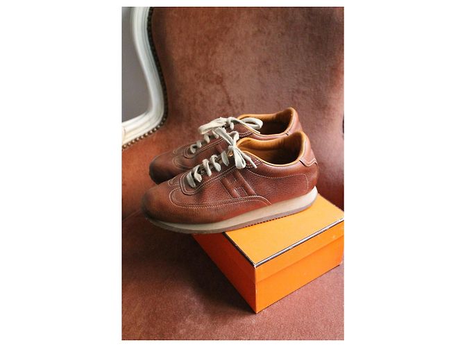 Sneakers Hermès Trail in pelle marrone - vista 5