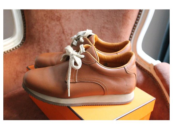 Hermès baskets en veau caramel semelle gomme beige taille 38 Marron - vue 3