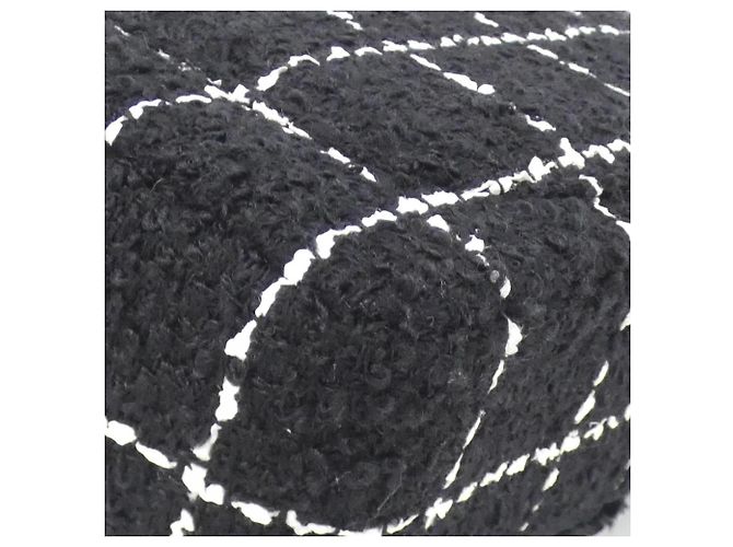 Borsa a spalla in lana nera Chanel AS4388 Nero - vista 3