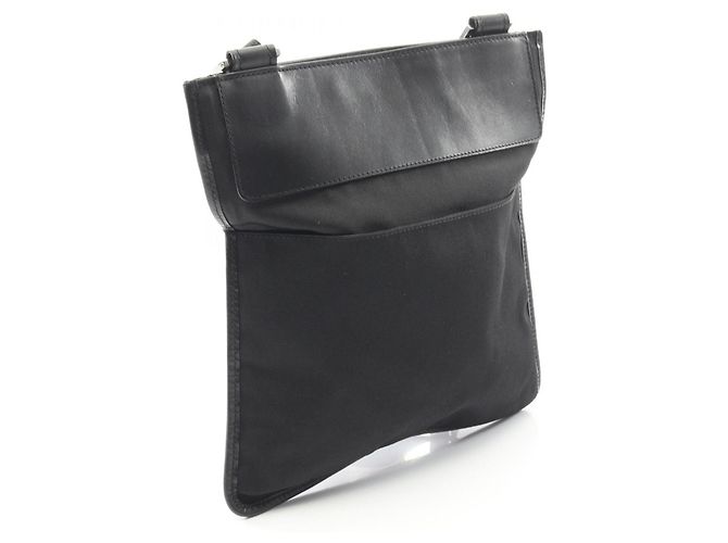 Schwarze Schultertasche von Gucci - Ansicht 2