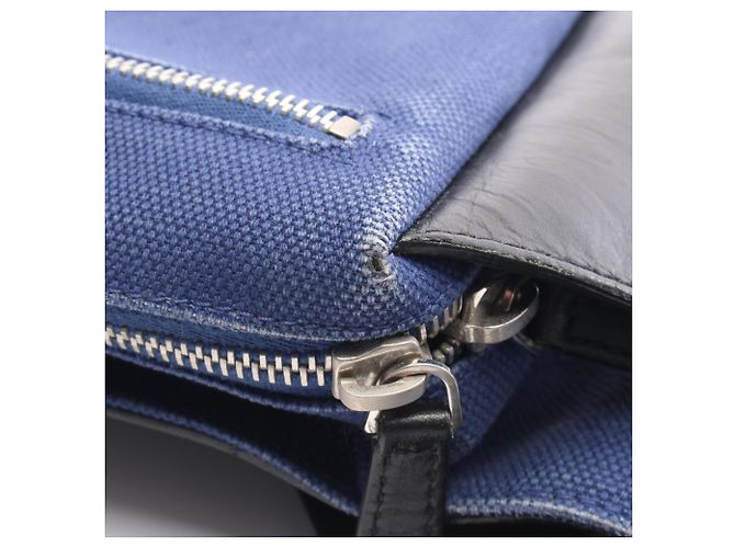 Borsa a cintura Balenciaga in nero e blu navy - vista 8
