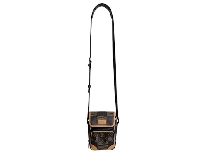 Borsa Messenger Amazon Louis Vuitton Marrone - vista 3