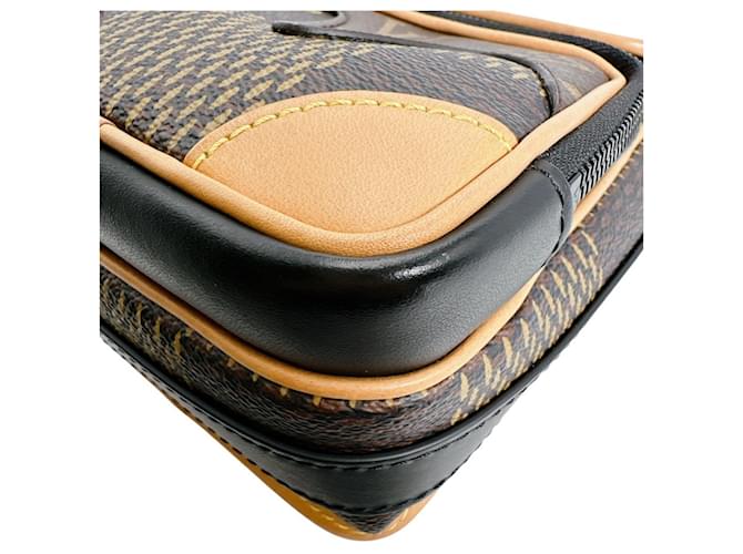 Borsa Messenger Amazon Louis Vuitton Marrone - vista 6