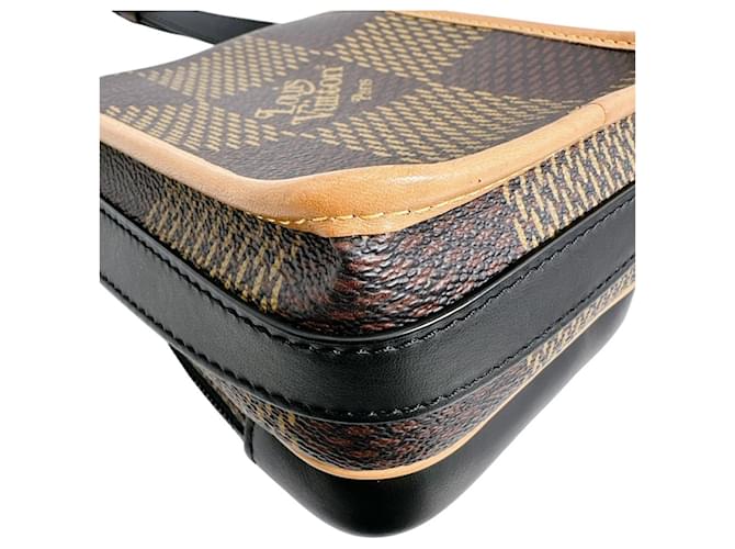 Borsa Messenger Amazon Louis Vuitton Marrone - vista 9