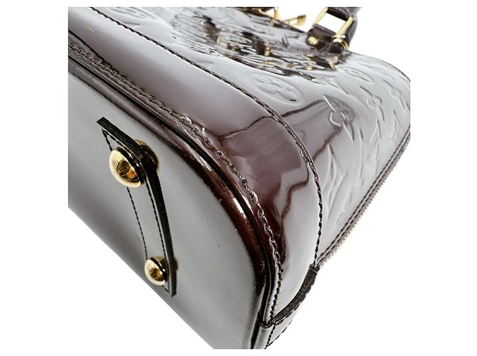 Borsa Alma PM Louis Vuitton Rosso Bordò - vista 7