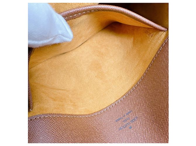 Borsa a spalla corta Musette Tango Louis Vuitton Marrone - vista 12