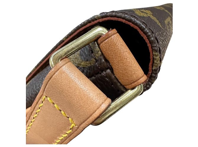 Borsa a spalla corta Musette Tango Louis Vuitton Marrone - vista 16