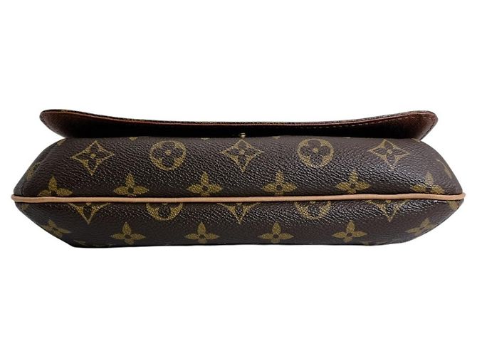 Borsa a spalla corta Musette Tango Louis Vuitton Marrone - vista 5