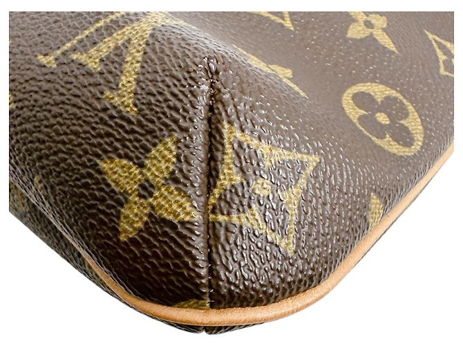Borsa a spalla corta Musette Tango Louis Vuitton Marrone - vista 8