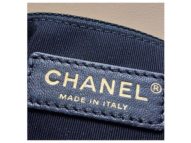 Timeless Borsa Classic Flap Chanel in suede beige - vista 6
