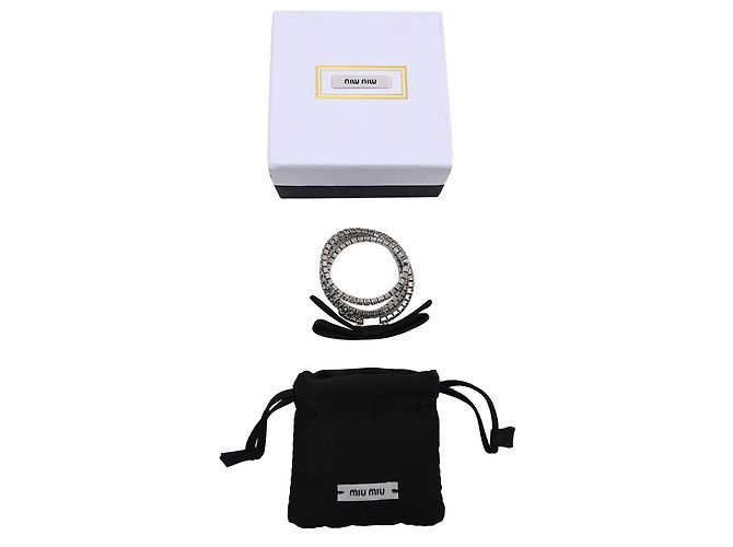 Bracciale Miu Miu in metallo argento decorato con fiocchi e diamanti D'oro Metallico - vista 6