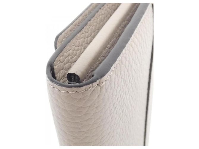 Cartera Louis Vuitton Capucines de piel Taurillon larga Gris - vista 3