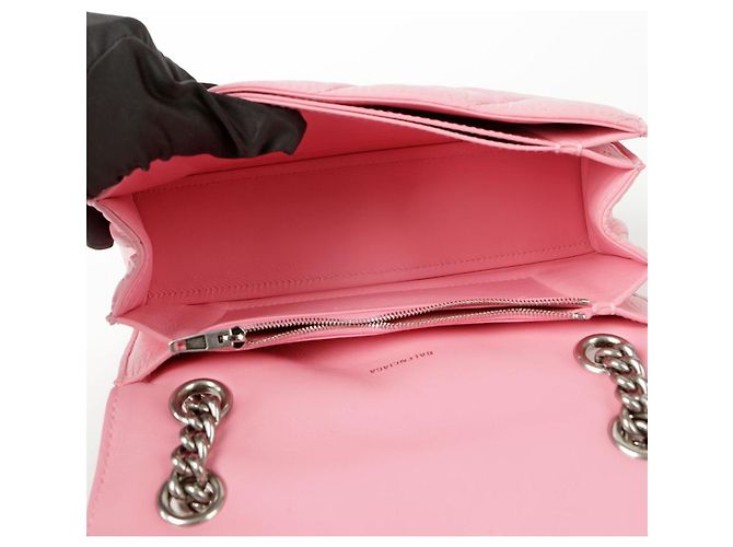 Balenciaga Borsa a spalla e crossbody piccola in catena trapuntata Crush Rosa - vista 9