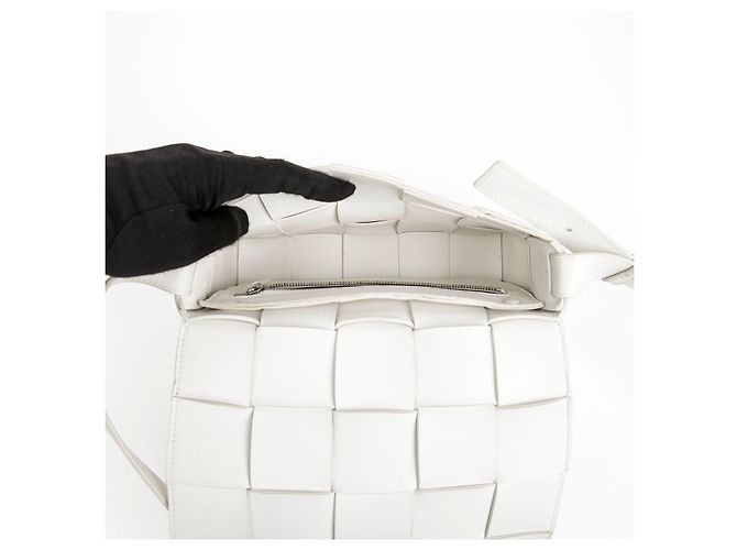 Bottega Veneta Borsa a tracolla Cassette Bianco - vista 17