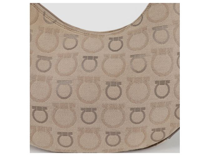 Salvatore Ferragamo Borsa a spalla Gancini Hobo Marrone - vista 6