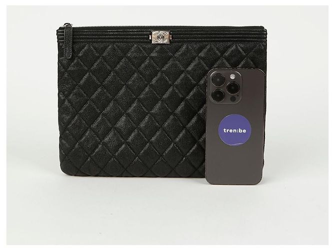 Chanel Clutch Medio in Pelle Caviar Boy Nero - vista 11