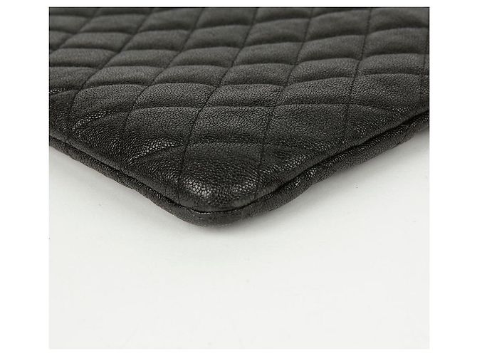 Chanel Clutch Medio in Pelle Caviar Boy Nero - vista 7